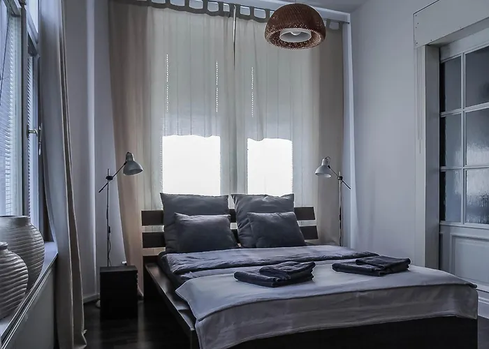 Stylowy Park Wawrzyniaka Apartment *