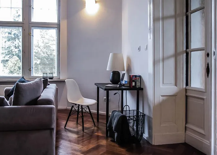 Stylowy Park Wawrzyniaka Apartment *