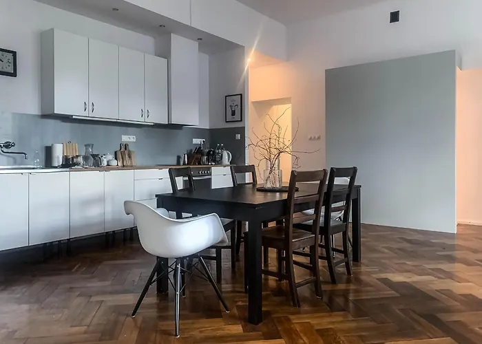 Stylowy Park Wawrzyniaka * Wroclaw